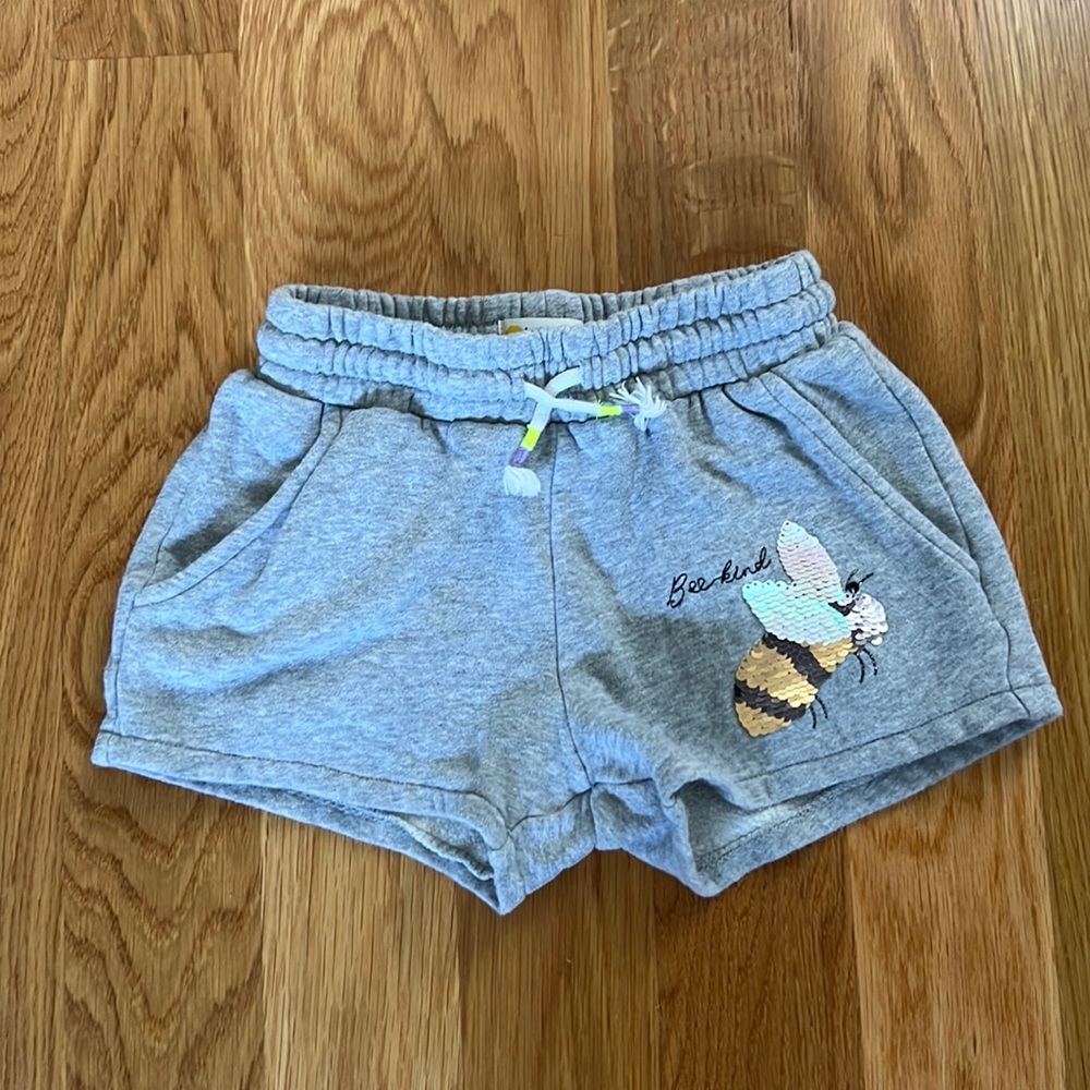 Girls Mini Boden bee kind shorts